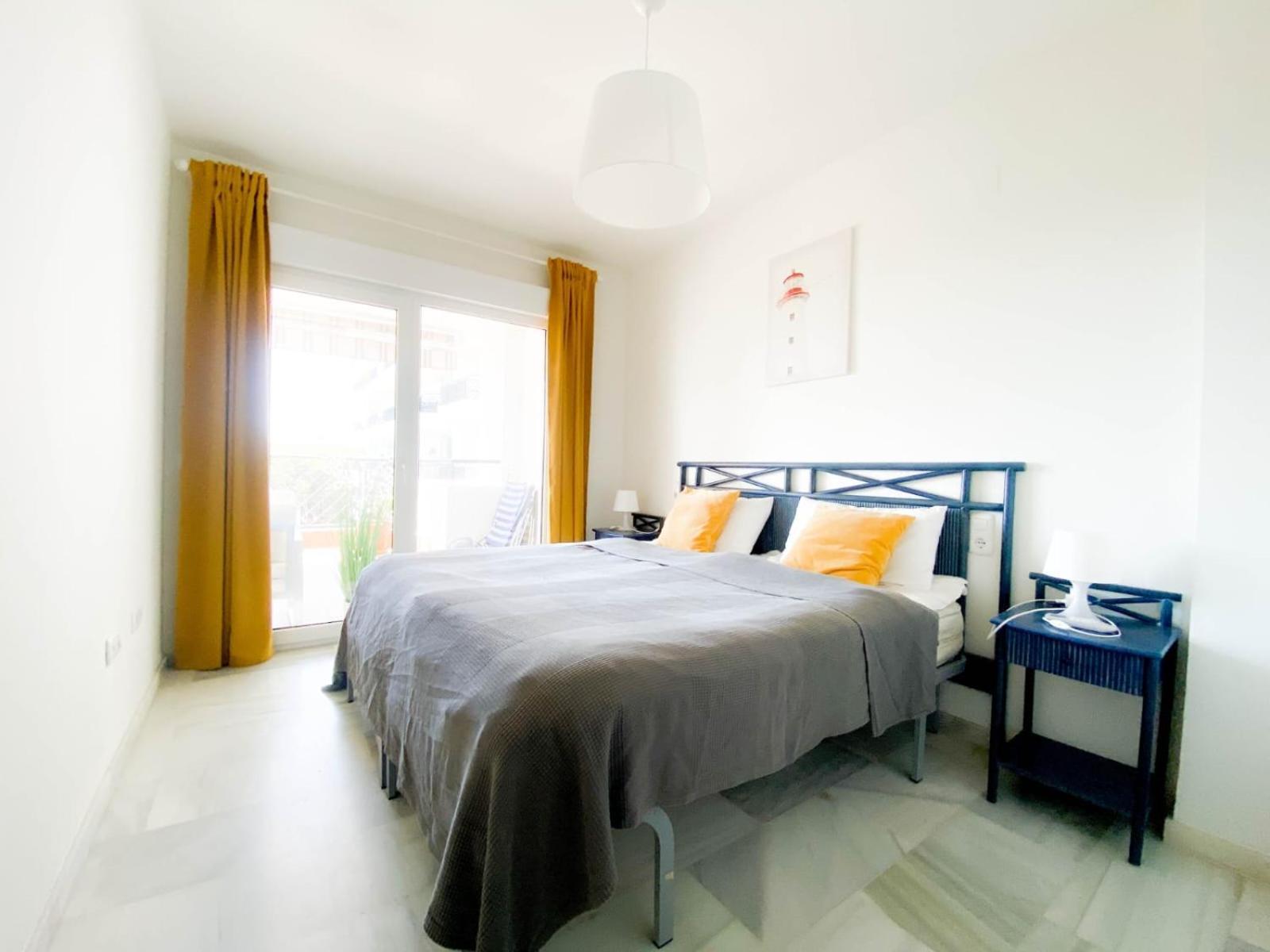 Beachside apartment Mi Capricho Portal 7 Sitio de Calahonda Exterior foto